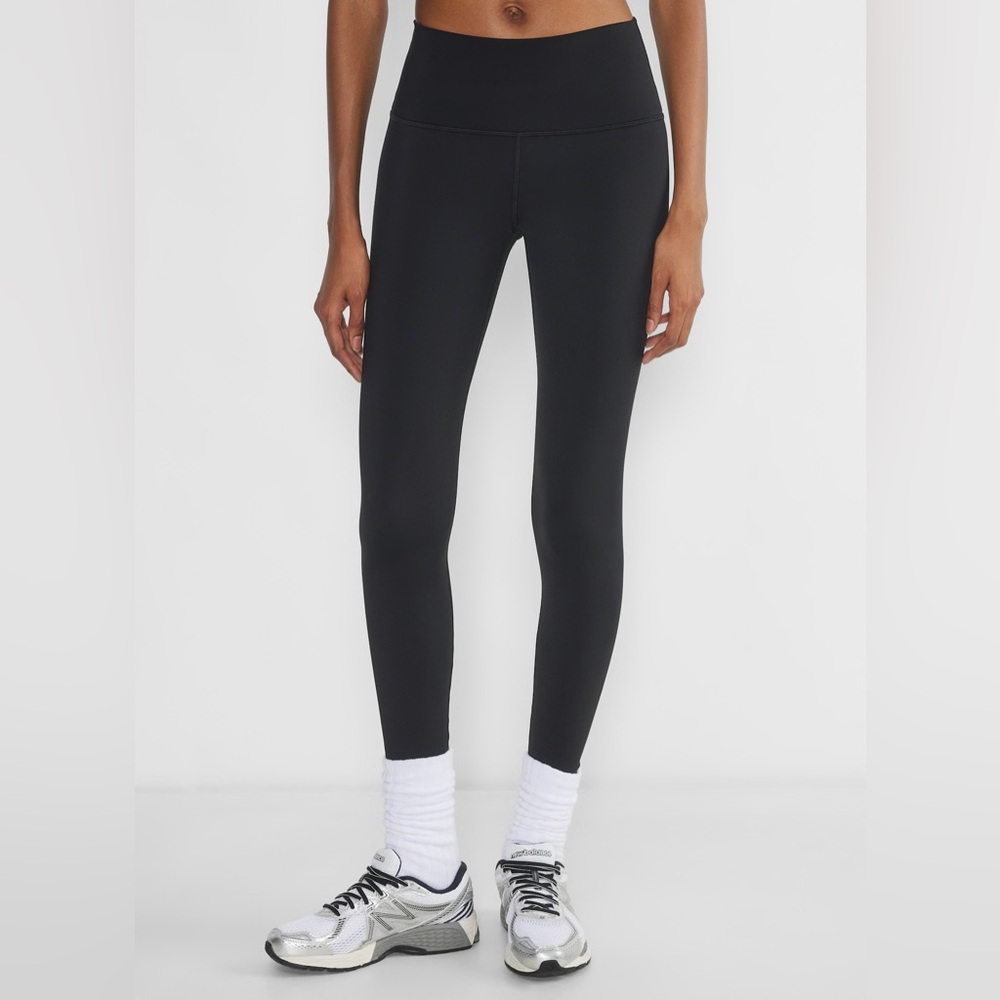 Aritzia TNA FLEECE Cheeky High Rise Leggings
